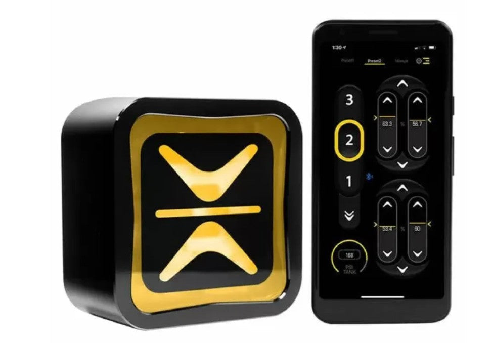 D2 Racing Air Struts w/ VERA AccuAir e+ Connect Pressure BMW Z4 | Toyota Supra 2020-2024